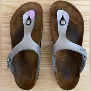 Birkenstock Gizeh Silver Sandals